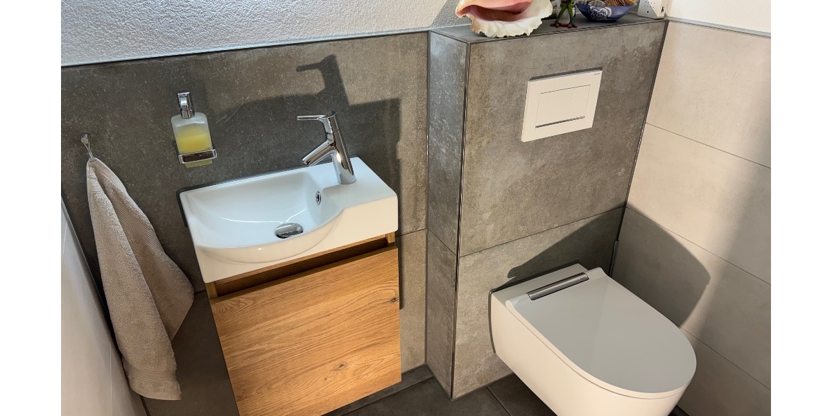 Perfekt für zwei - Hochwertig renovierte 3,5-Zi-OG-ETW am Ramsbachtal in S-Degerloch(Hoffeld) - 3.5 Stuttgart / Hoffeld Hoffeld (Stadtteil) | Angebot:27338785