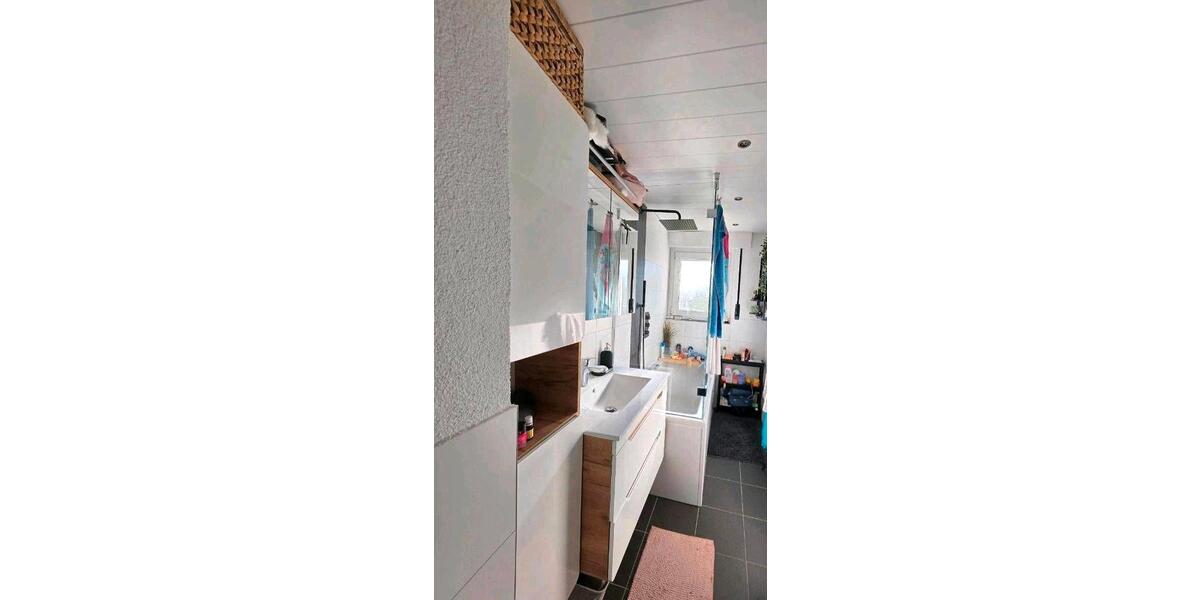 Etagenwohnung Köngen - 4 Zimmer, 80 m&sup2;, 1.650&euro; | Angebot:26177054