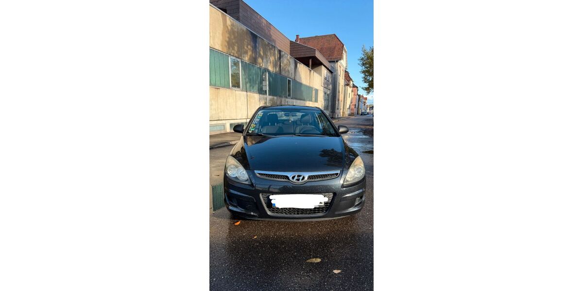 Hyundai i30 260.000 km 2.050 € Esslingen 73728