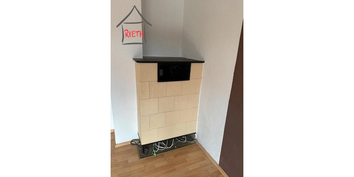 Dachgeschoßwohnung Ludwigsburg Hoheneck - 3 Zimmer, 62 m&sup2;, 650&euro; | Angebot:26072296