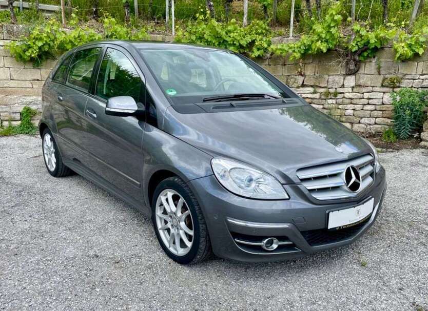 B 200