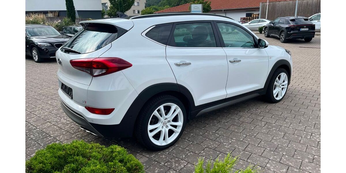 Hyundai TUCSON 136.775 km 13.290 &euro; Grafenau / Döffingen 71120