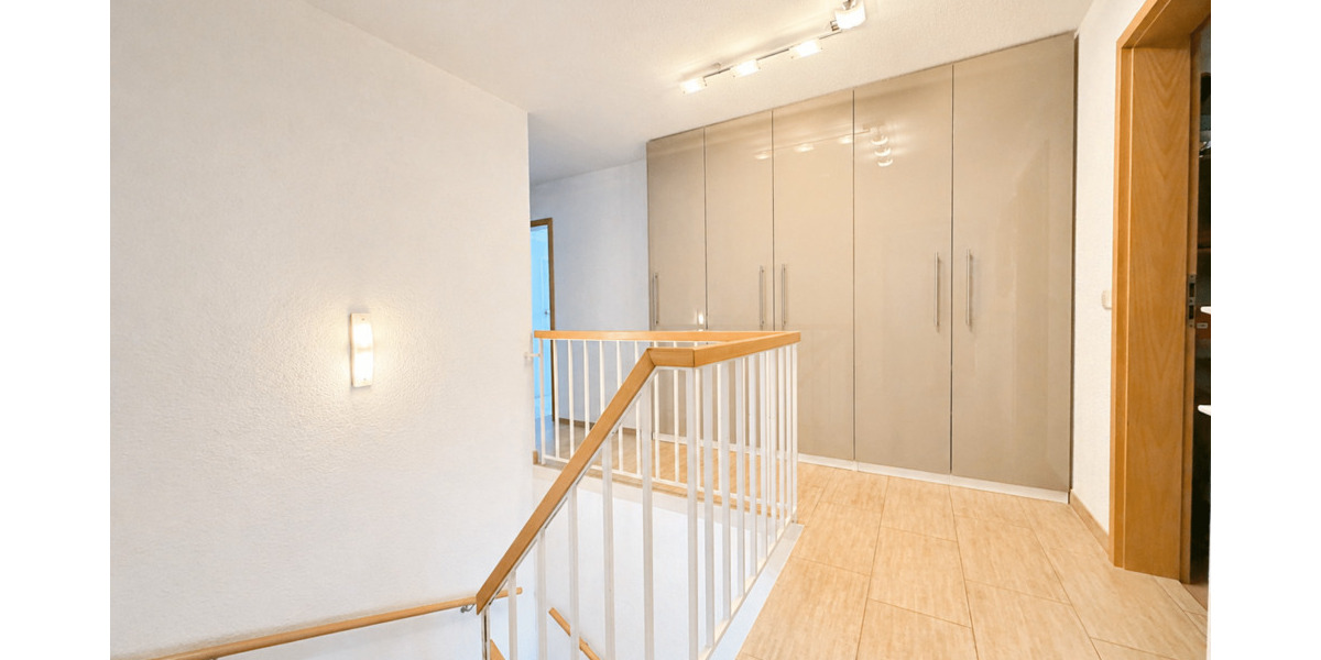 Mehrfamilienhaus, Wohnhaus Altdorf - 6 Zimmer, 173 m&sup2;, 795.000&euro; | Angebot:26486319