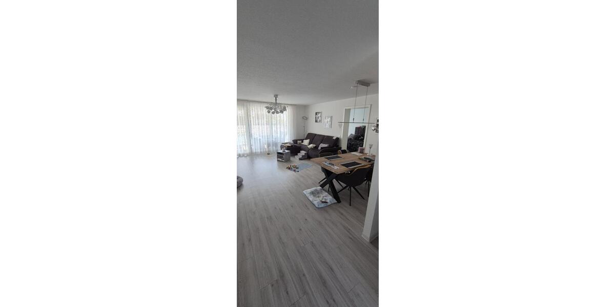 Etagenwohnung Fellbach - 3 Zimmer, 105 m&sup2;, 1.463&euro; | Angebot:26296416