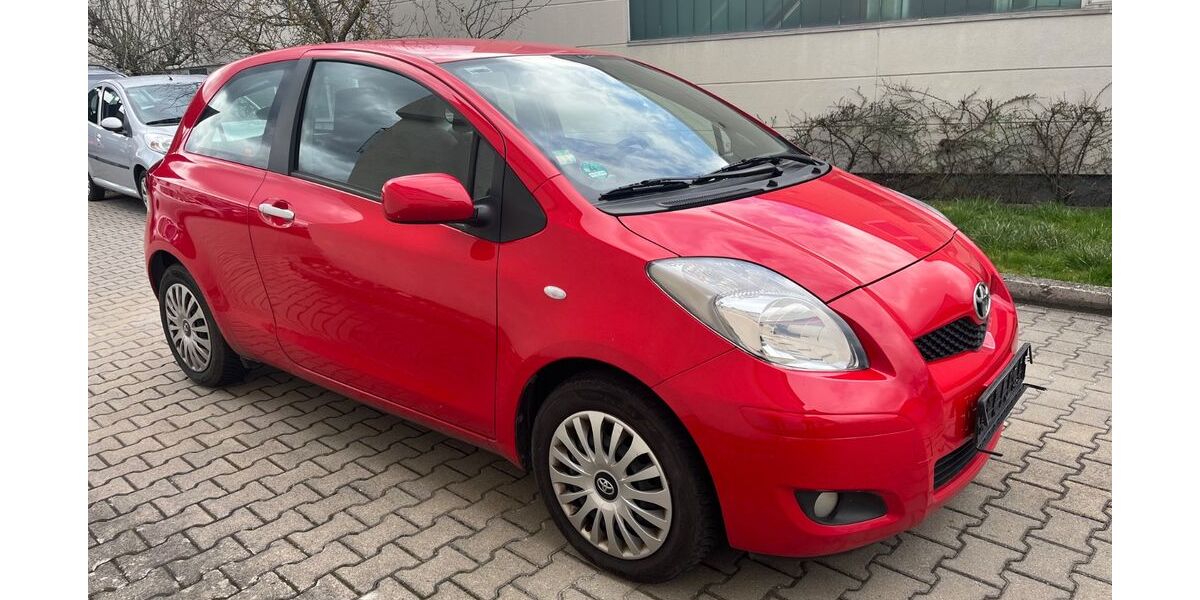 Toyota Yaris 175.850 km 2.950 &euro; Holzgerlingen 71088
