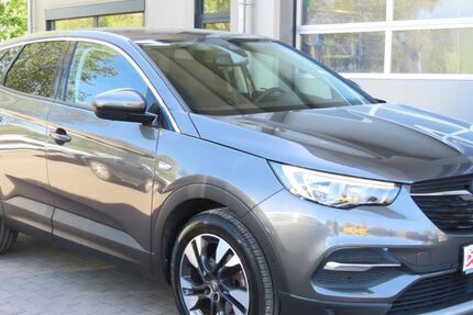 Opel Grandland (X) 51.000 km 13.390 &euro; Stuttgart 70329