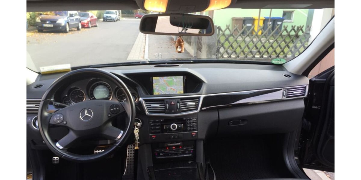 Mercedes-Benz E 300 311.300 km 5.400 &euro; Denkendorf 73770