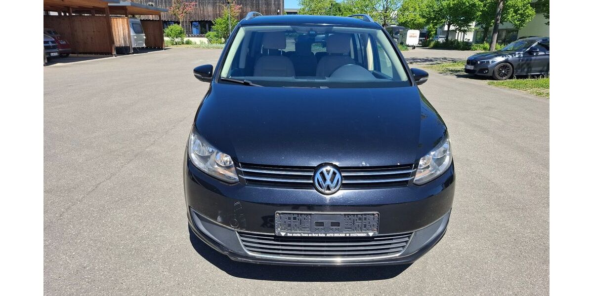 VW Touran 209.106 km 5.390 &euro; Kernen i. r 71394
