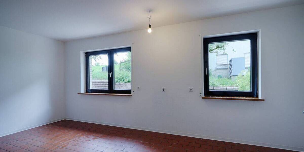 Einfamilienhaus Reutlingen Altenburg - 6 Zimmer, 197 m&sup2;, 2.750&euro; | Angebot:26908795
