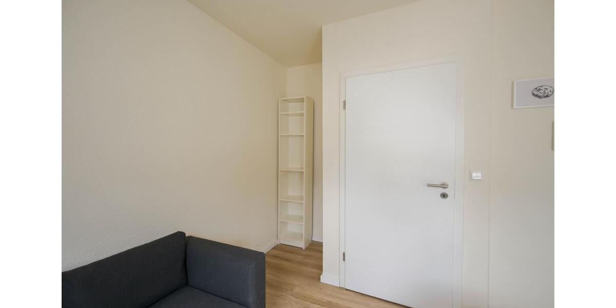 Etagenwohnung Stuttgart Luginsland - 1 Zimmer, 27 m&sup2;, 594&euro; | Angebot:26615970