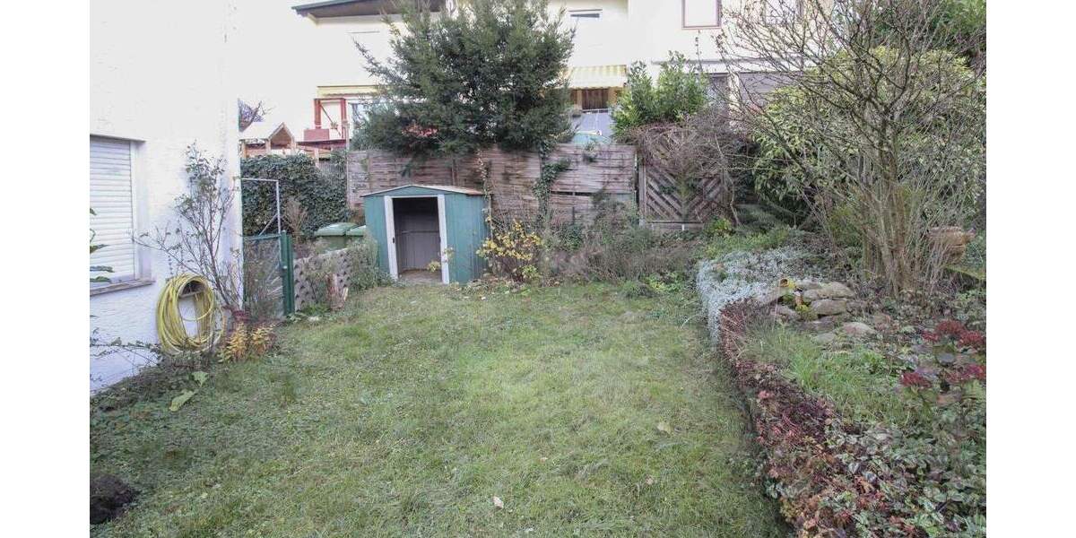 3-Zi.-Terrassenwohnung mit Südgarten, Garage & zentraler Citylage - sofort einziehen oder vermieten 3 zimmer