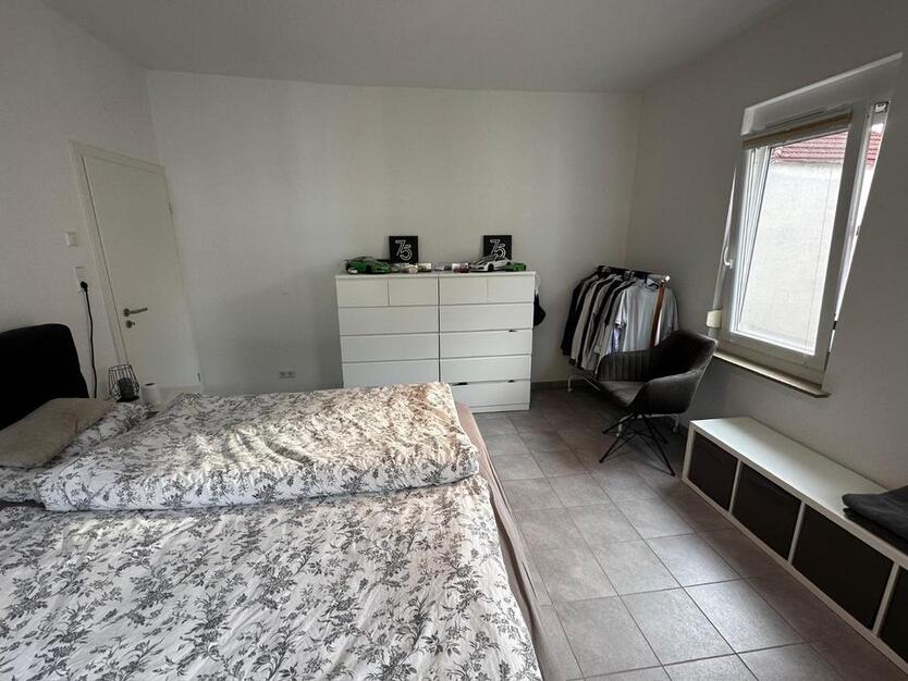Kernsanierte, ruhige & helle, 3-Zimmer Wohnung
