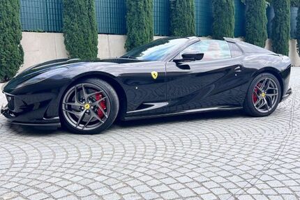Ferrari 812 6.000 km 485.000 &euro; Leonberg 71229