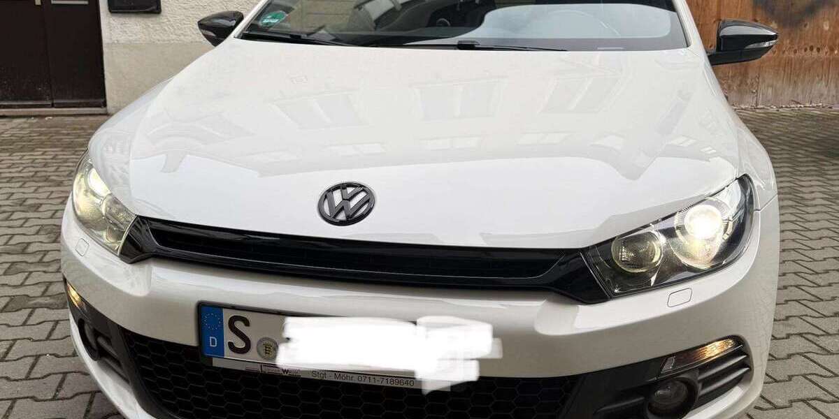 VW Scirocco 132.606 km 9.699 € Stuttgart 70182