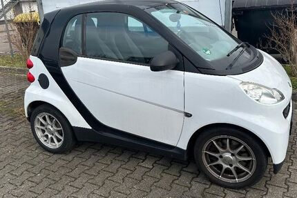 Smart ForTwo 106.000 km 5.100 &euro; Stuttgart 70327