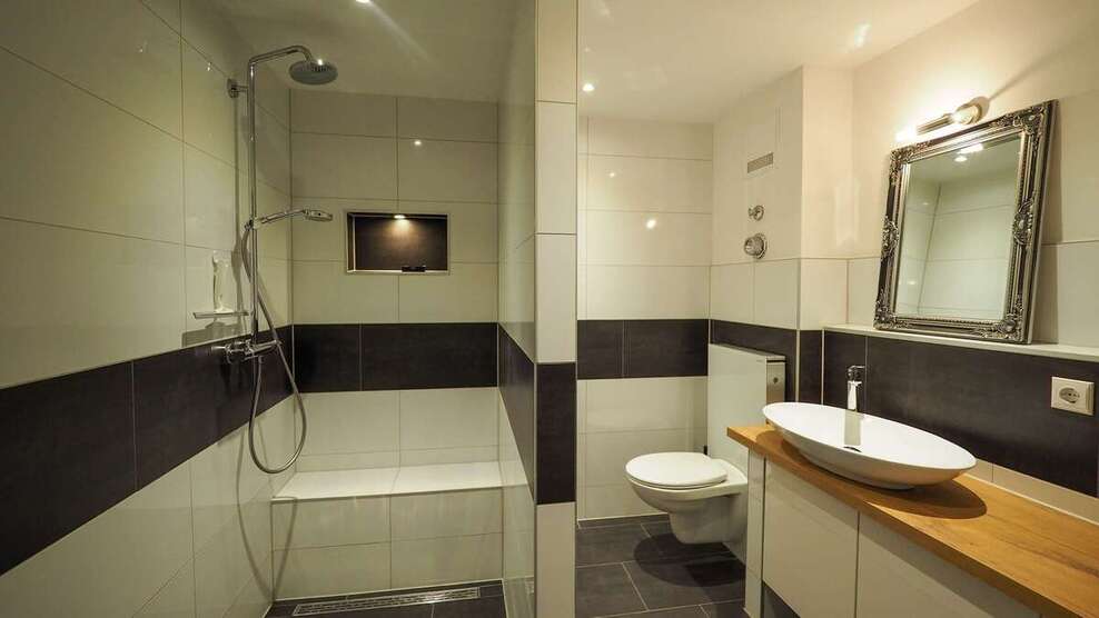 #willkommendaheim Renoviert, barrierefrei und mit Terrasse und Garten 2.5 zimmer