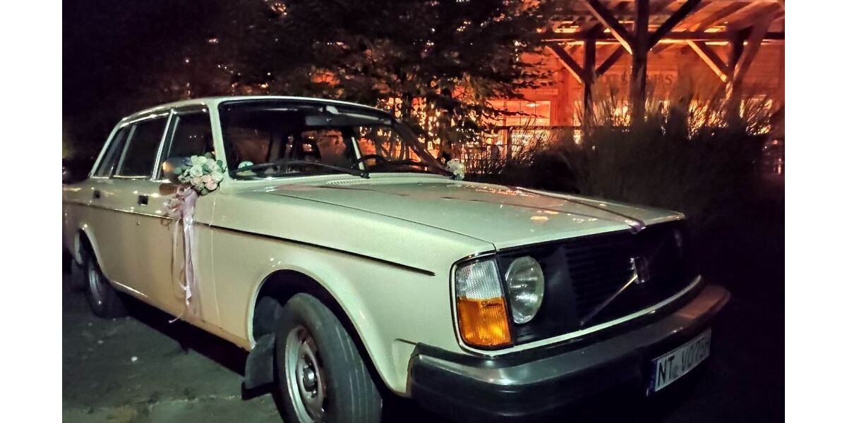 Volvo 244 70.000 km 8.300 &euro; Kirchheim 73230