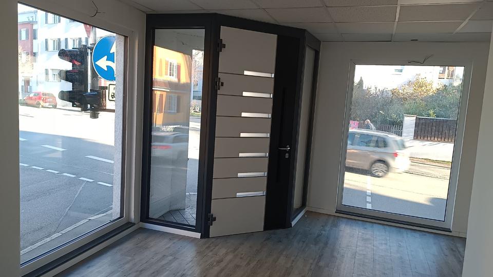 Gewerbefläche für Kiosk Laden Büro oder Anderes zimmer