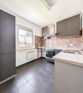 RENDITE MIT PERSPEKTIVE UND ANBAUPOTENZIAL - Mehrfamilienhaus, Wohnhaus Stuttgart Zuffenhausen | Angebot:27337595