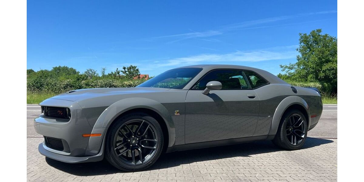 Dodge Challenger 162.850 km 32.850 &euro; Ludwigsburg 71634