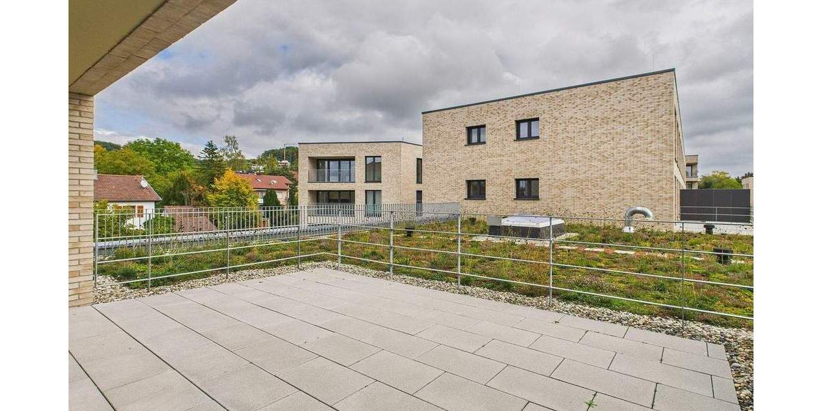 Etagenwohnung Sindelfingen Ost - 2 Zimmer, 73 m&sup2;, 1.360&euro; | Angebot:24029476