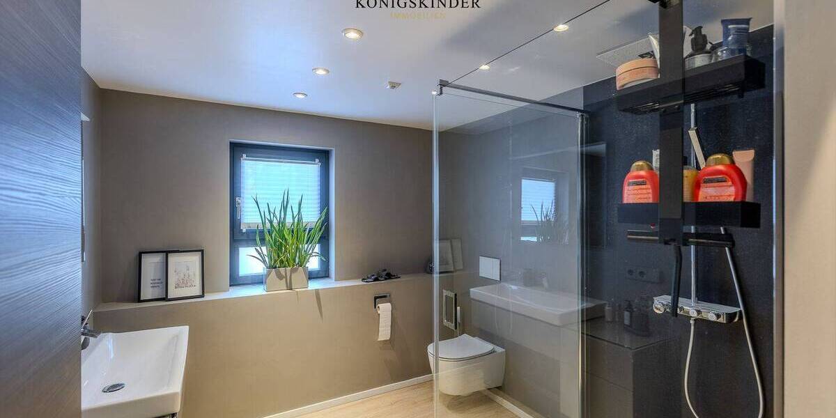 Mehrfamilienhaus, Wohnhaus Ammerbuch Entringen - 8 Zimmer, 380 m&sup2;, 2.800.000&euro; | Angebot:26730885