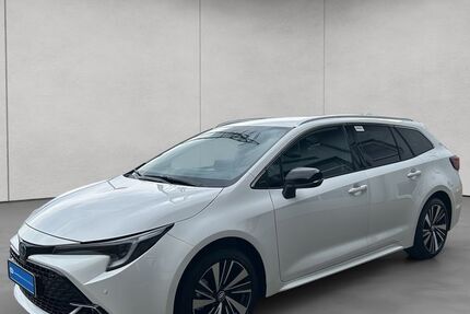 Toyota Corolla 9.000 km 29.890 &euro; Filderstadt 70794