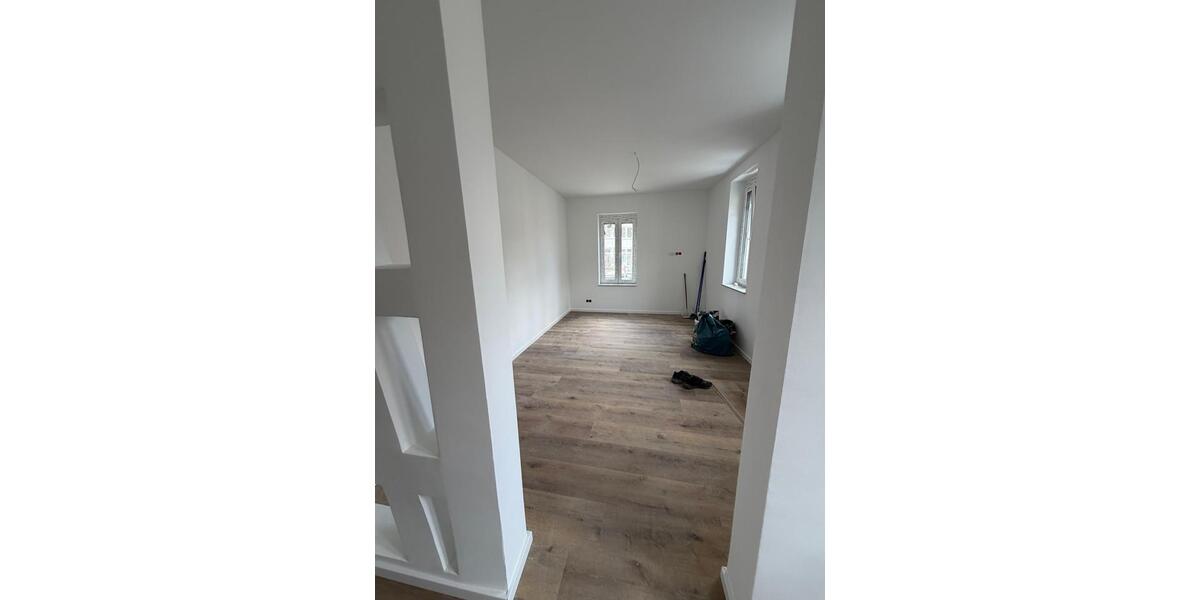Etagenwohnung Böblingen - 3 Zimmer, 90 m&sup2;, 1.650&euro; | Angebot:26318546