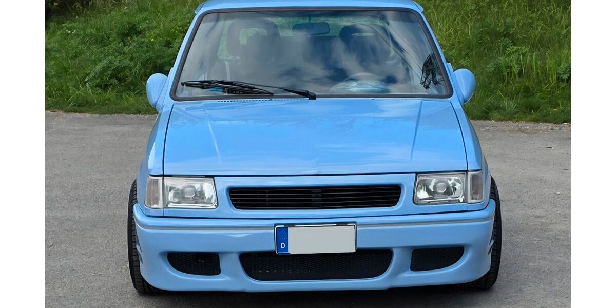 Opel Corsa 110.000 km 8.000 &euro; Frickenhausen 72636