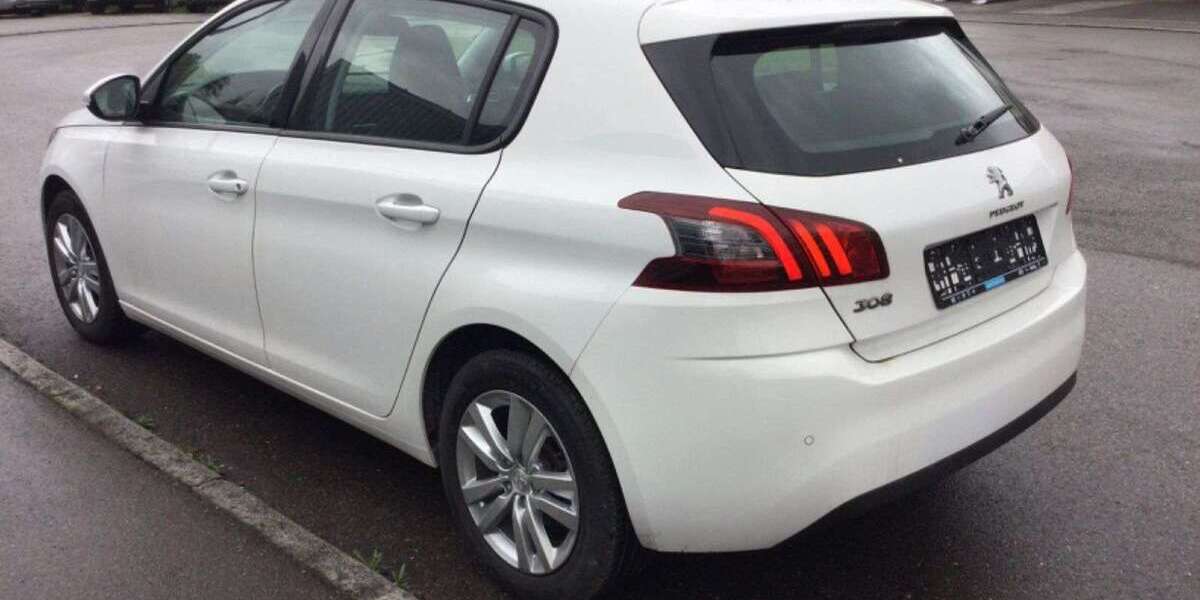 Peugeot 308 53.200 km 10.999 &euro; Metzingen 72555