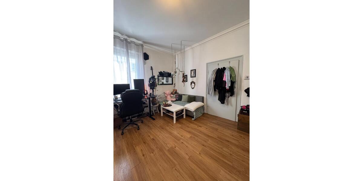 Etagenwohnung Stuttgart Stuttgart-Mitte - 1 Zimmer, 28 m&sup2;, 885&euro; | Angebot:26391381