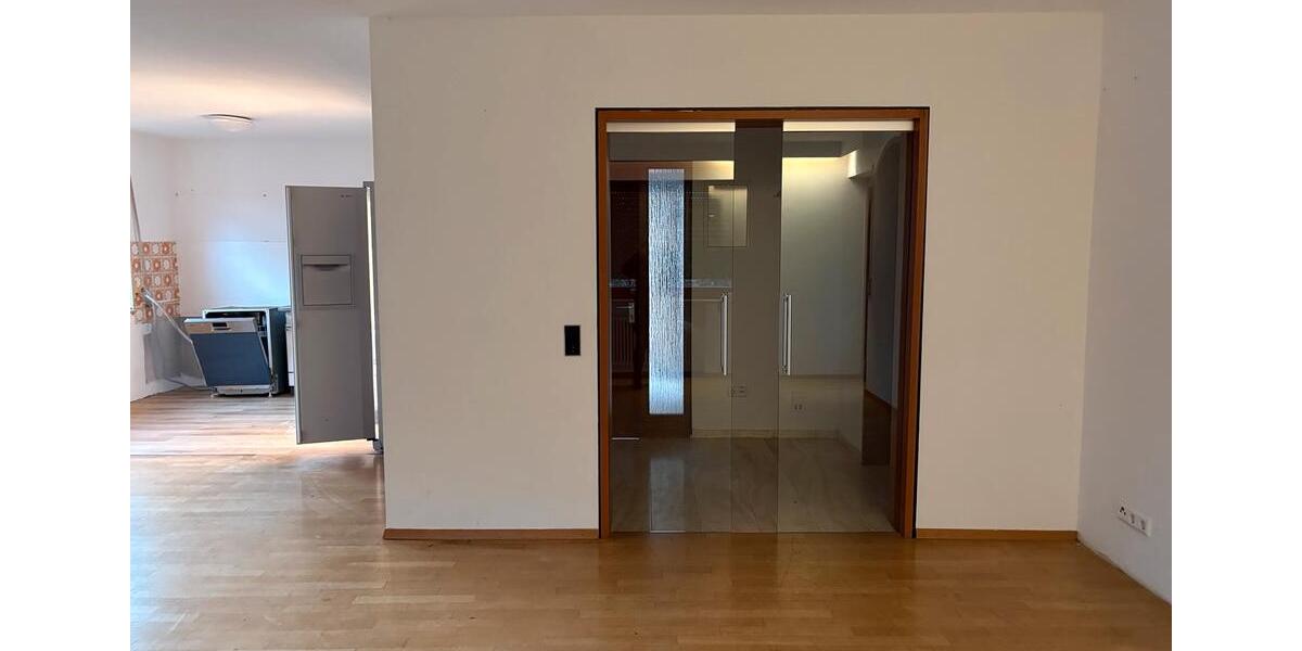 Erdgeschoßwohnung Stuttgart Bopser - 2 Zimmer, 70 m&sup2;, 1.250&euro; | Angebot:24876905