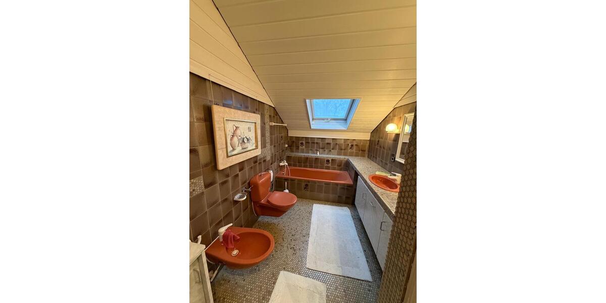 Einfamilienhaus Bietigheim-Bissingen Bissingen - 6 Zimmer, 210 m&sup2;, 1.800&euro; | Angebot:25174659