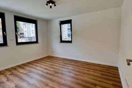 Wohnung zum Mieten in Stuttgart 480 € 15 m² 4 zimmer