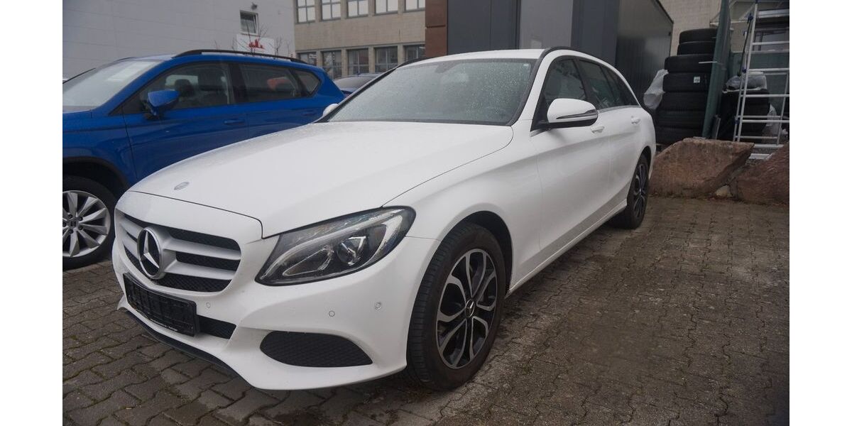 Mercedes-Benz C 250 145.300 km 12.950 € Nufringen/Stuttgart 71154