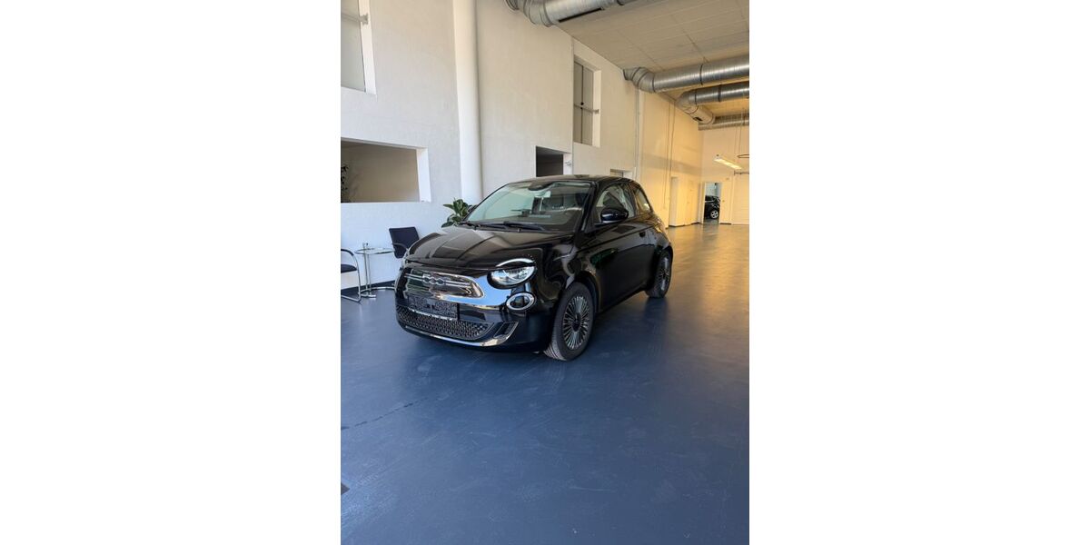 Fiat 500e 31.400 km 16.850 &euro; Böblingen 71034