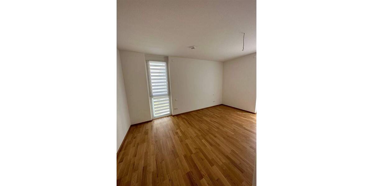 Etagenwohnung Böblingen - 3 Zimmer, 76 m&sup2;, 1.500&euro; | Angebot:23865856