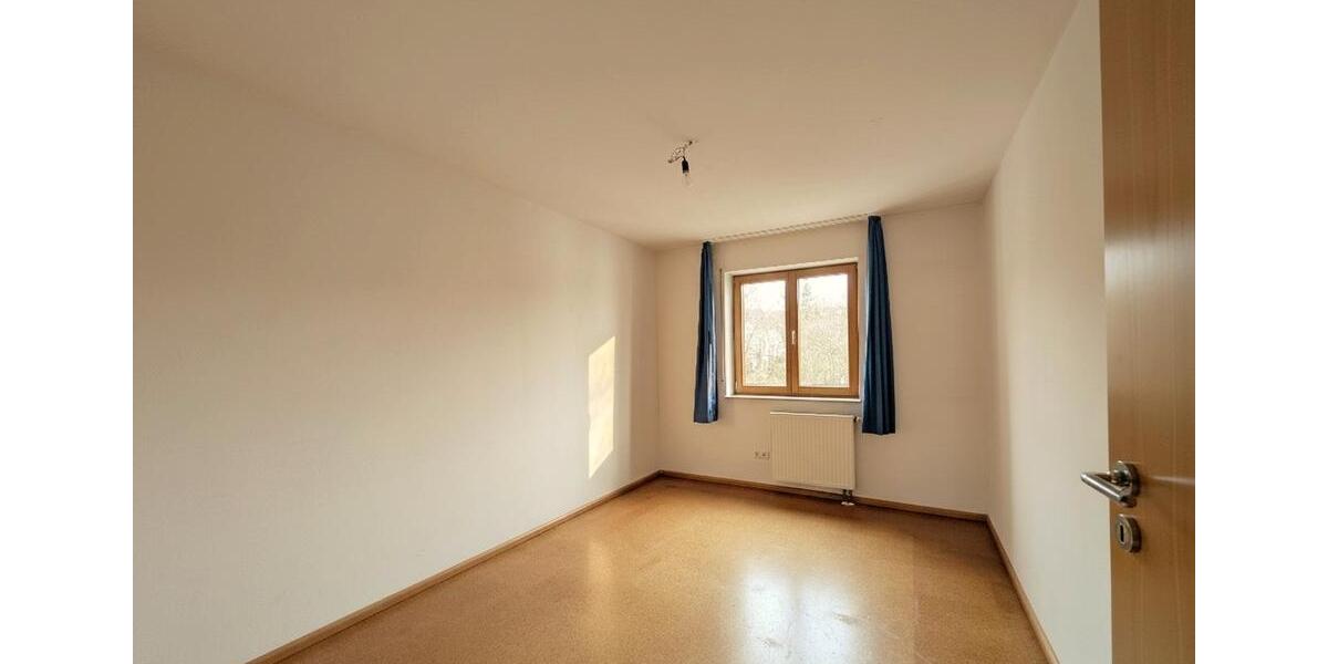 Dachgeschoßwohnung Schwieberdingen - 6.5 Zimmer, 151 m&sup2;, 540.000&euro; | Angebot:26577460