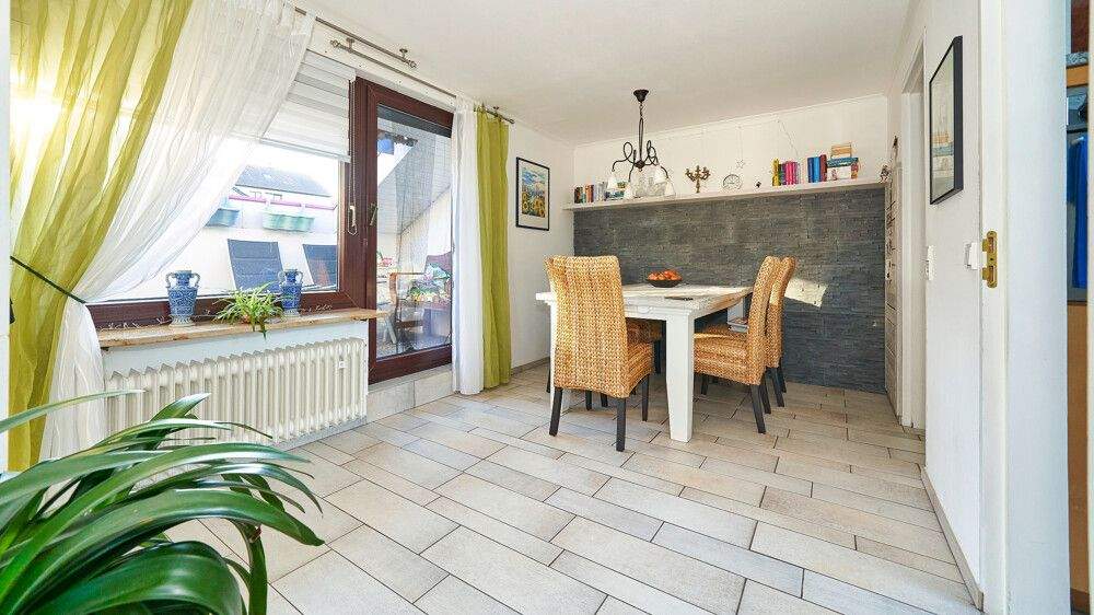 Mehrfamilienhaus, Wohnhaus Asperg - 6 Zimmer, 164 m&sup2;, 575.000&euro; | Angebot:24793791