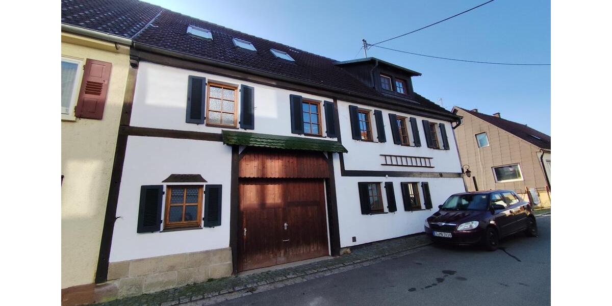 Doppelhaushälfte Nürtingen - 7 Zimmer, 192 m&sup2;, 499.000&euro; | Angebot:26766128