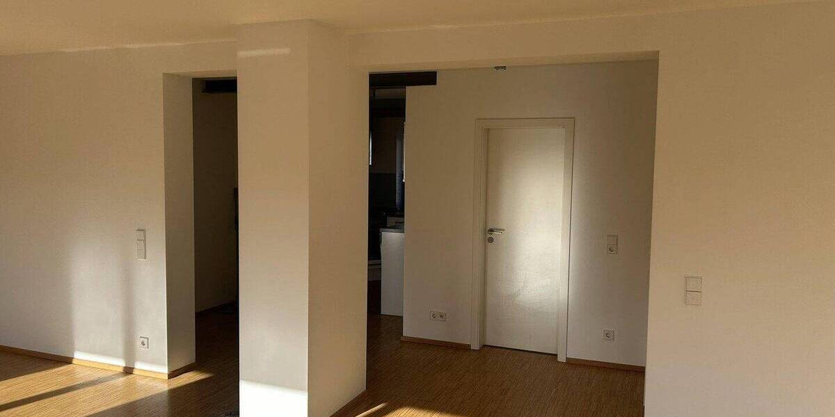 Etagenwohnung Stuttgart West - 2 Zimmer, 72 m&sup2;, 1.300&euro; | Angebot:26862385