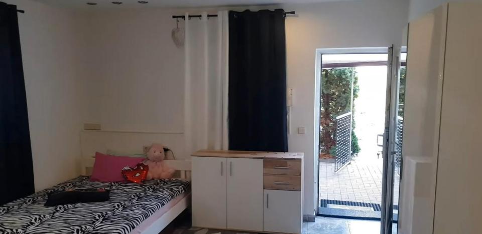 Erdgeschoßwohnung Weinstadt - 1 Zimmer, 30 m&sup2;, 690&euro; | Angebot:26256410