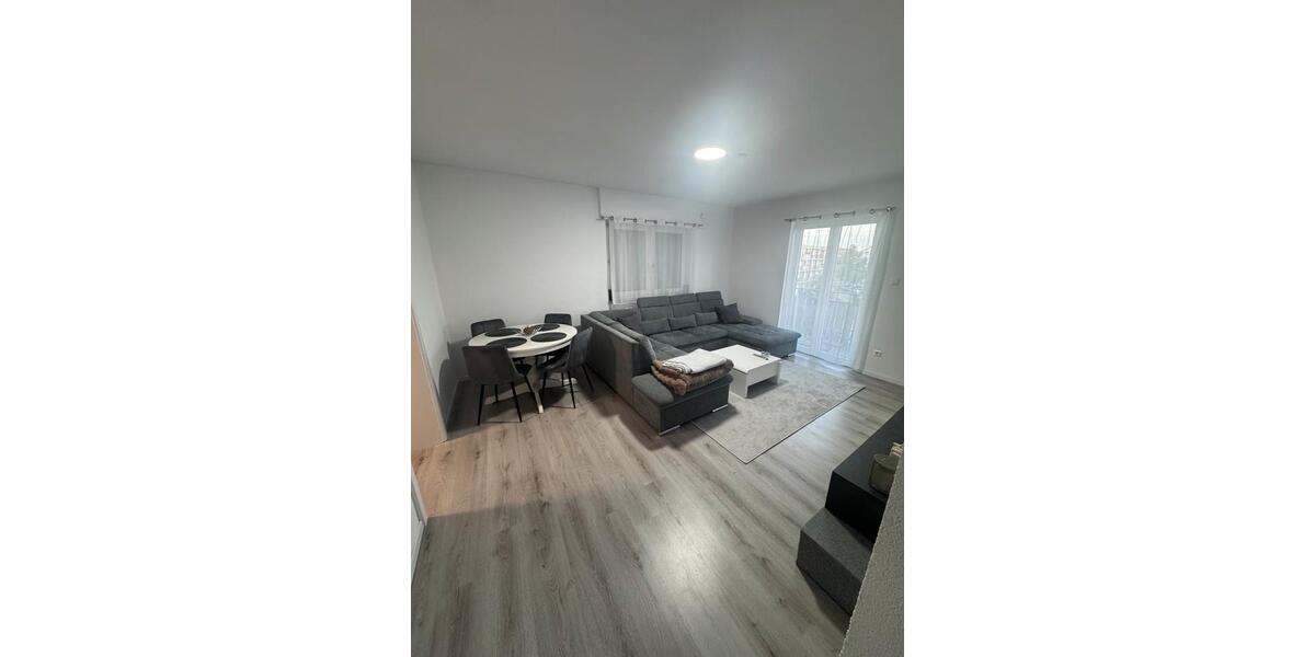Etagenwohnung Kornwestheim - 4 Zimmer, 77 m&sup2;, 378.000&euro; | Angebot:26927350