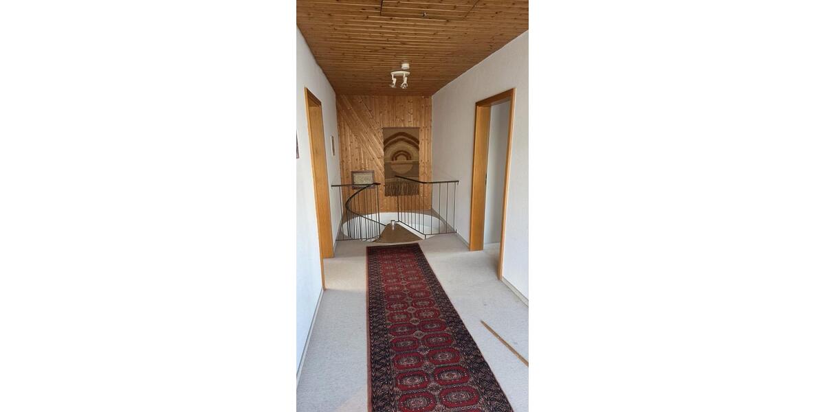 Doppelhaushälfte Gerlingen - 4.5 Zimmer, 141 m&sup2;, 2.200&euro; | Angebot:25084802