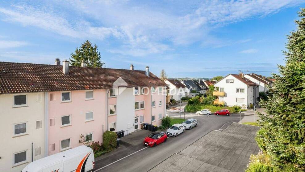 Gepflegte Wohnung mit sonnigem Balkon und Garage in familienfreundlicher Lage in Backnang
