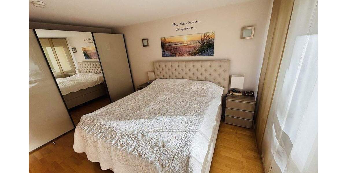 Reihenmittelhaus Fellbach Schmiden - 9 Zimmer, 184 m&sup2;, 749.000&euro; | Angebot:25654311