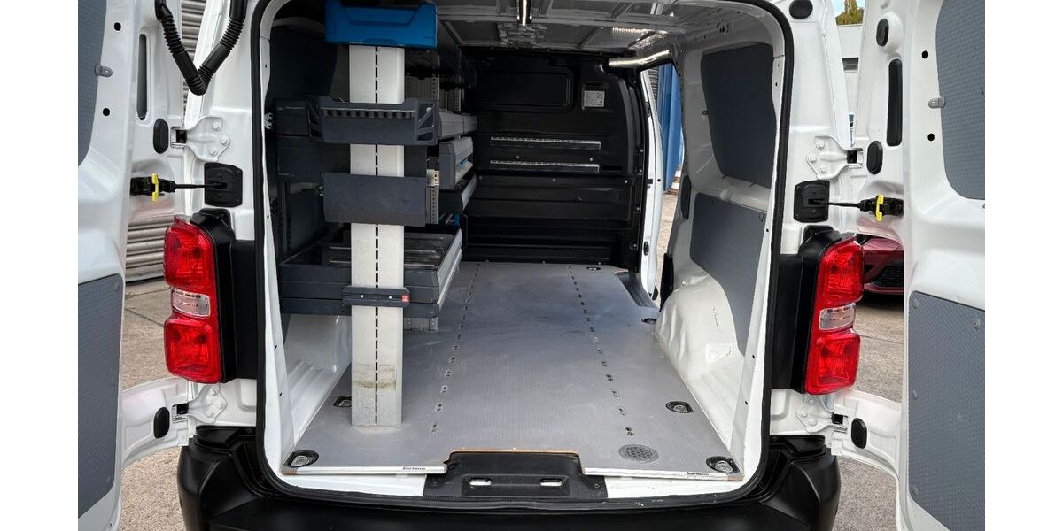 Opel Vivaro 62.125 km 17.900 € Sindelfingen 71065