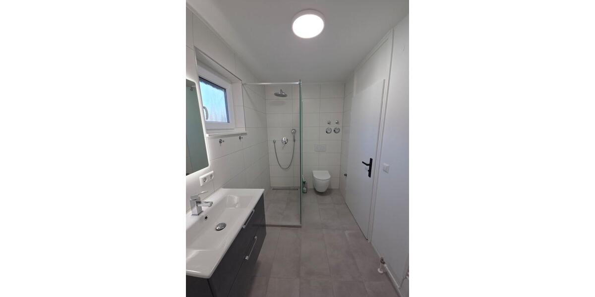 Provisionsfrei* KERNSANIERTE 2-Zimmer-Wohnung mit EBK, Westbalkon & ruhige Lage in Altbach - 2- Altbach | Angebot:26498459