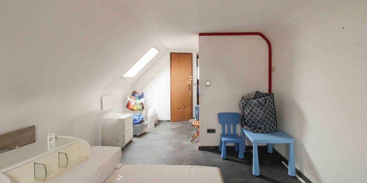 Etagenwohnung Schorndorf - 4 Zimmer, 81 m&sup2;, 265.000&euro; | Angebot:26118001