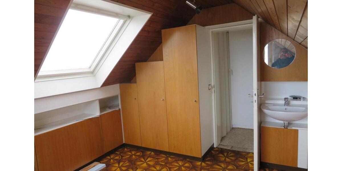 Einfamilienhaus Remshalden - 9 Zimmer, 165 m&sup2;, 599.000&euro; | Angebot:26177880